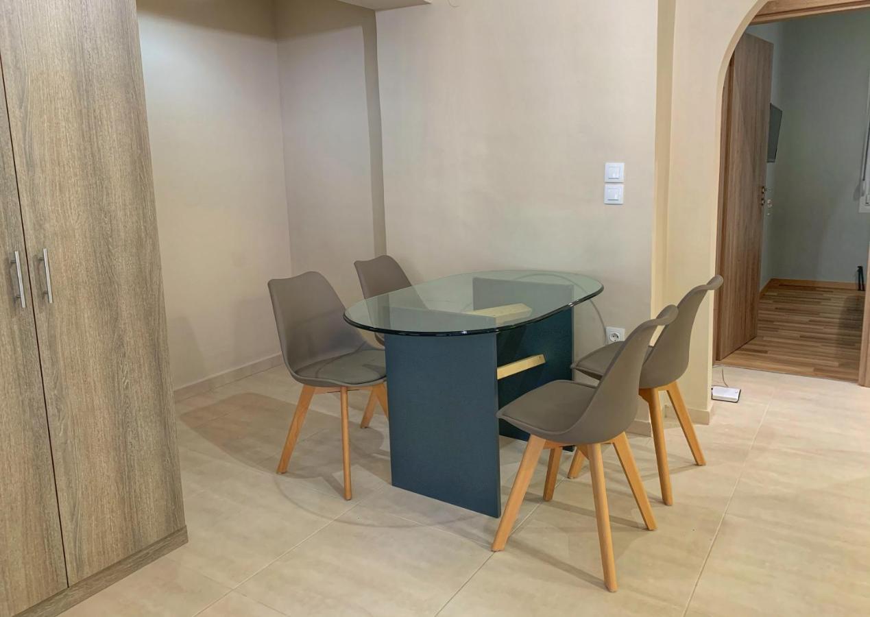 Petite Luxury Urban House Apartment Trikala  Ngoại thất bức ảnh